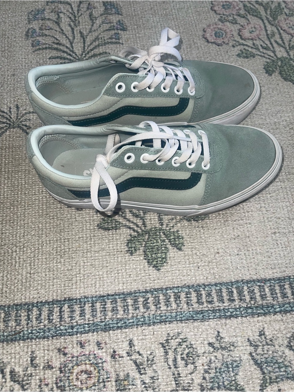 Mint Green Low-Top Vans Sneakers with White Laces 8 1/2